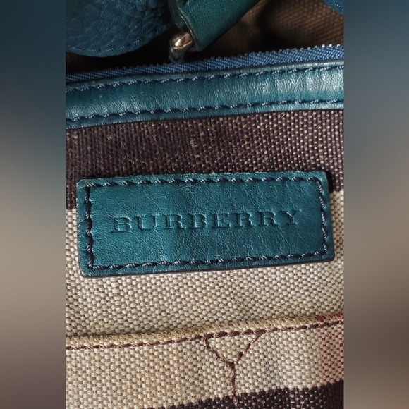 Burberry Ashby hobo bag - Picture 11 of 15